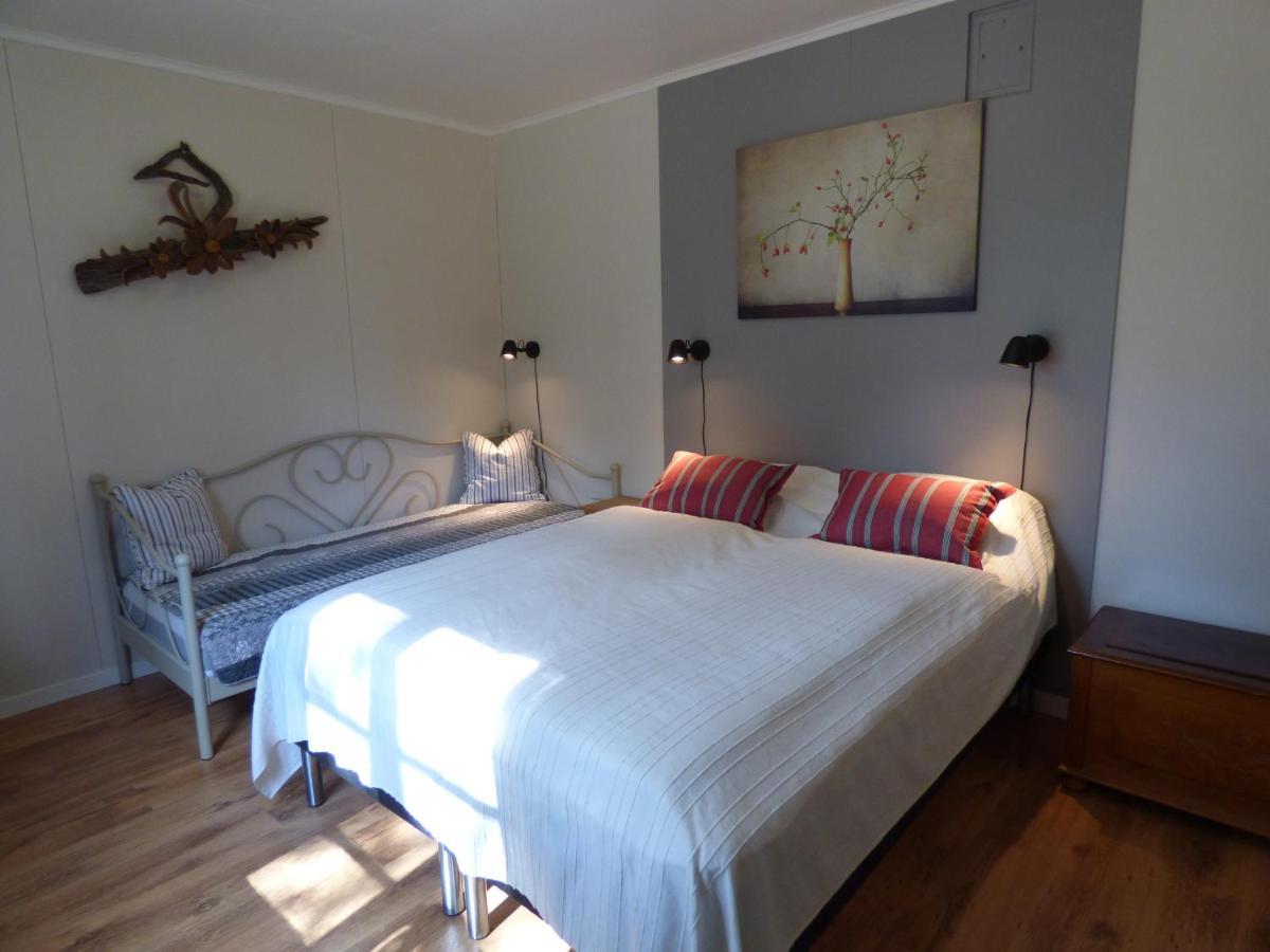 Nya Skogsgarden Hostel Mårbacken Buitenkant foto