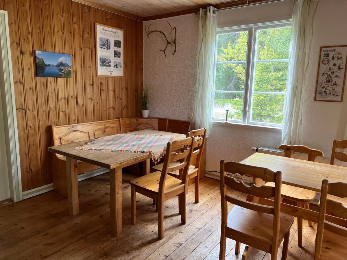 Nya Skogsgarden Hostel Mårbacken Buitenkant foto