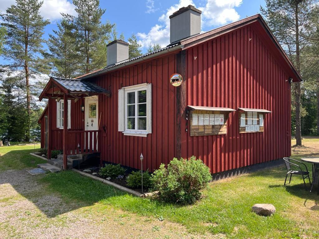 Nya Skogsgarden Hostel Mårbacken Buitenkant foto