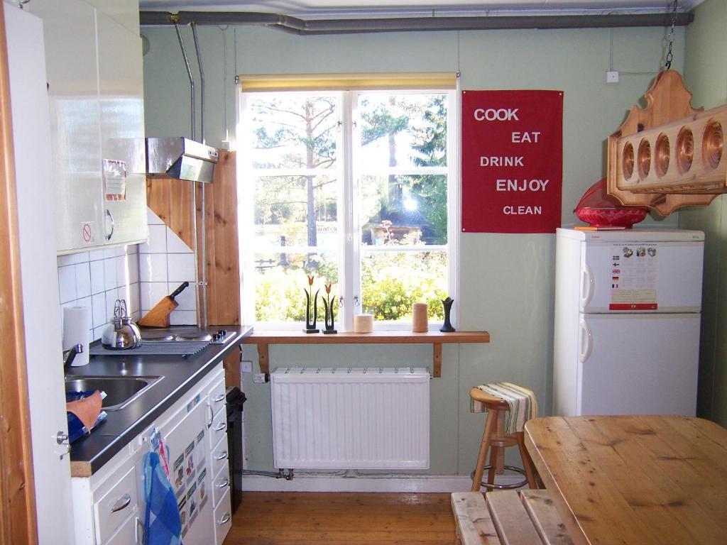 Nya Skogsgarden Hostel Mårbacken Buitenkant foto
