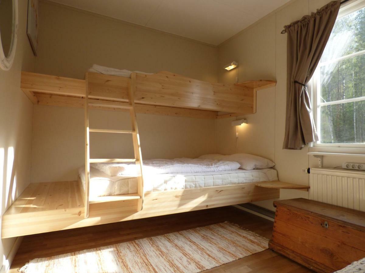 Nya Skogsgarden Hostel Mårbacken Buitenkant foto